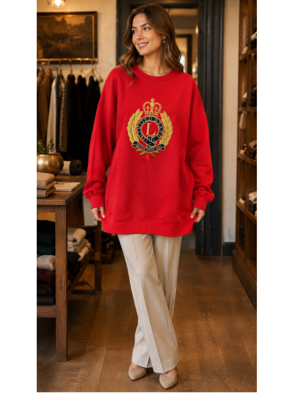 Women's Limited Oversized Crewneck Sweatshirt Size S Red Gold